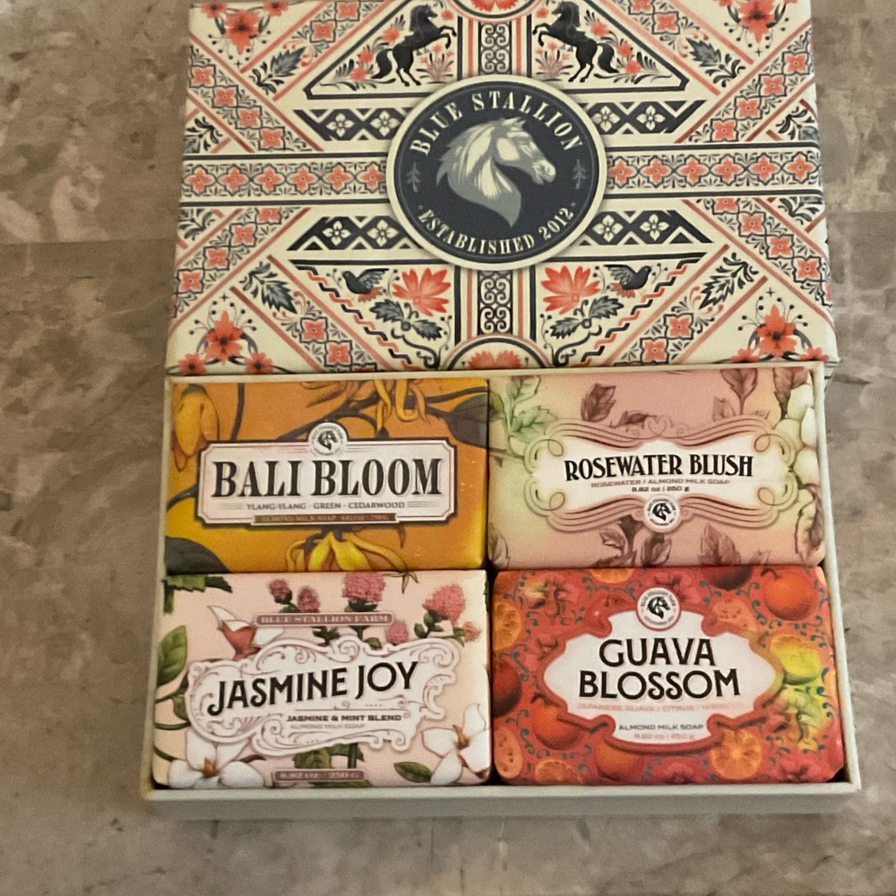 Blue Stallion Bath Soap Gift Set